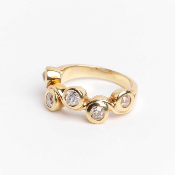 Anillo Oro 18 Kt Y Brillantes - Image 3