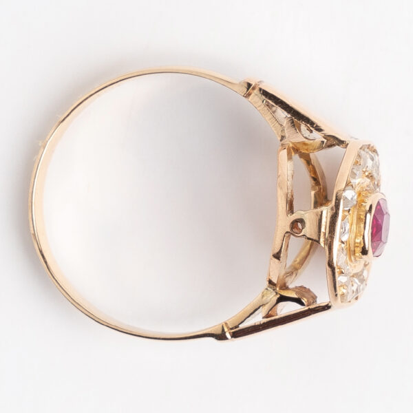 Anillo de Oro 18 Kt Rubí Natural Diamantes - Image 2