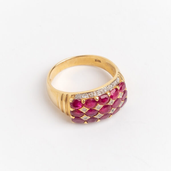 Anillo de Oro 18 Kt Rubíes y Brillantes - Image 3