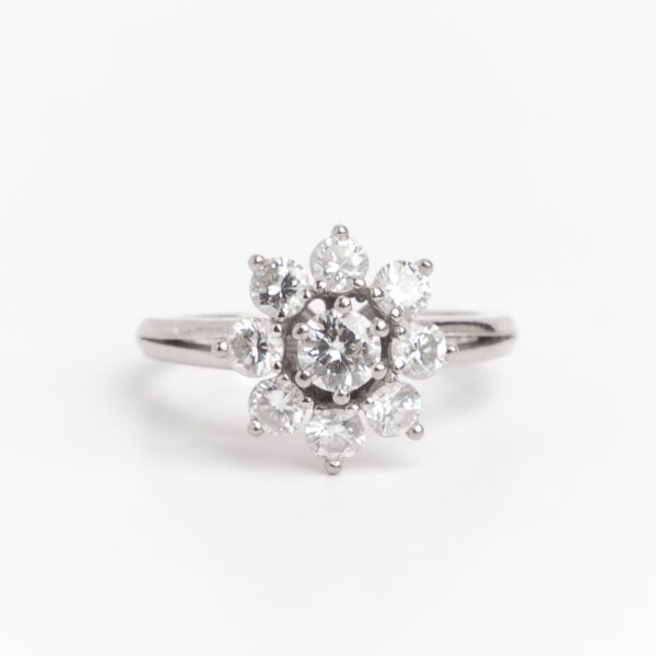 Anillo Roseta Oro 18 Kt y Brillantes
