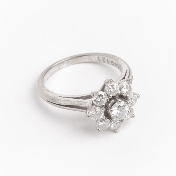 Anillo Roseta Oro 18 Kt y Brillantes - Image 3