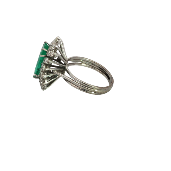 Anillo Dama Platino 950 Esmeralda Y Brillantes - Image 3