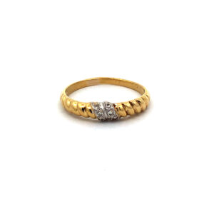 Anillo Moderno De Oro 18 Kt Brillantes