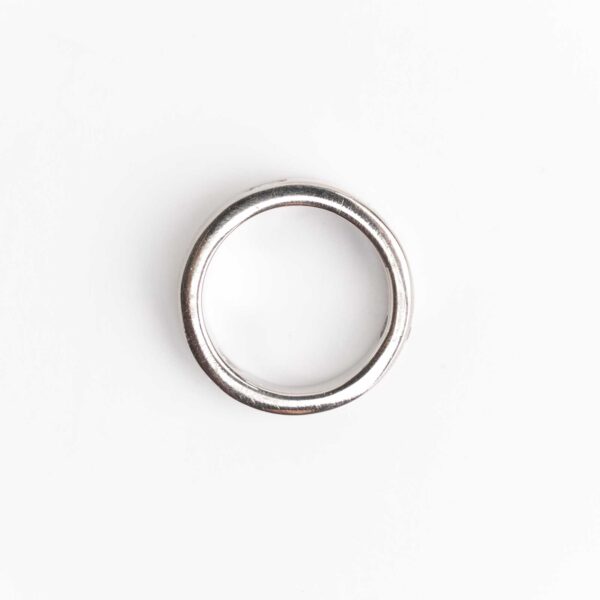 Anillo Estilo Cartier Modelo Love Platino 950 y Brillantes - Image 3