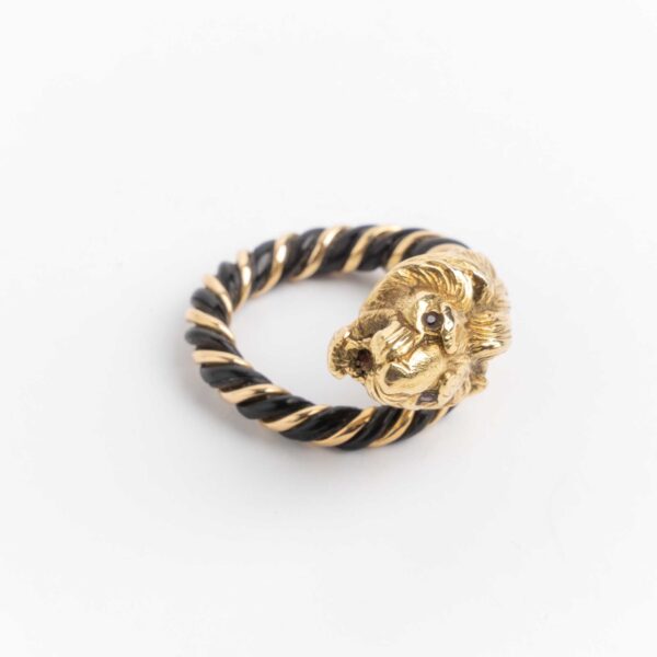 Anillo Francés Oro 18 Kt Pelo De Elefante Y Rubíes - Image 2