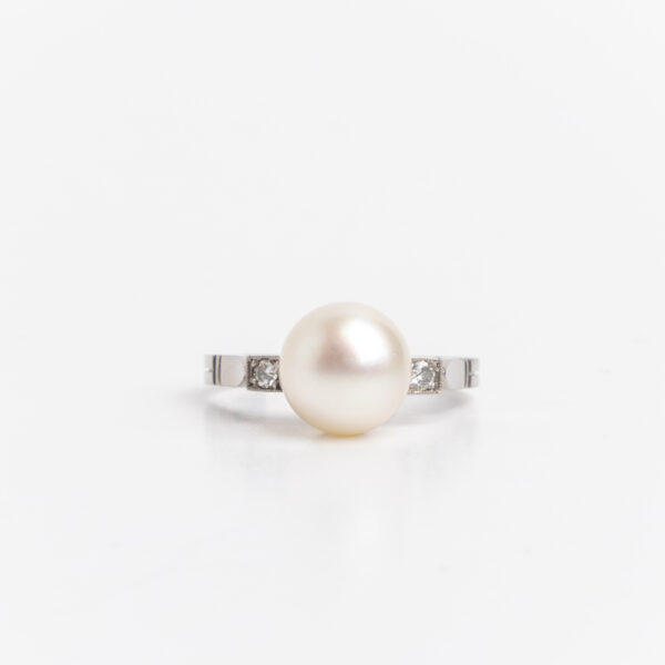 Anillo Oro 18 Kt Perla Natural De Cultivo Y Brillantes