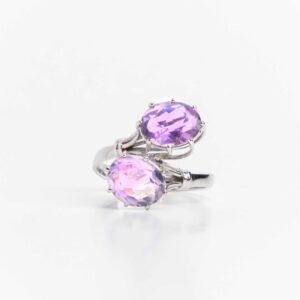 Anillo De Oro Blanco 18 Kt Y Amatistas