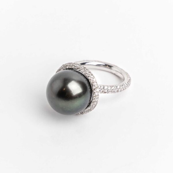 Anillo Oro 18 Kt Brillantes Y Perla Negra Natural - Image 2