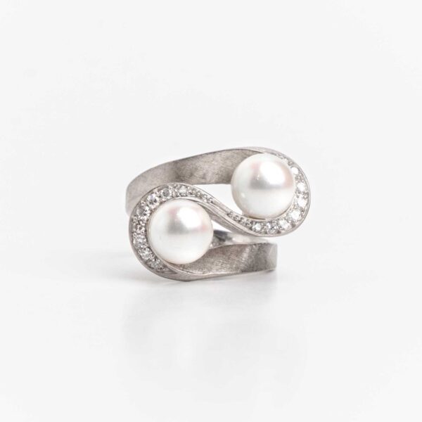 Gran Anillo Pellizco Oro 18 Kt Y Perlas Naturales Alvear