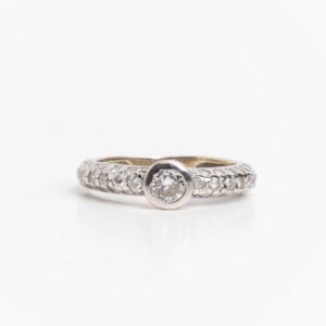 Anillo Compromiso Oro 18 Kt y Brillantes