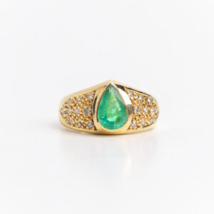 Anillo de Oro 18 Kt Esmeralda Natural y Brillantes