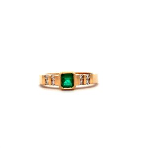 Anillo De Oro 18 Kt Esmeralda Y Brillantes